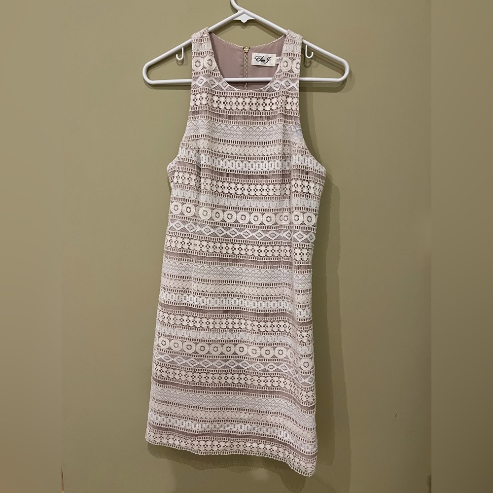 Eliza J, size 8, cream lace overlay dress, racerback